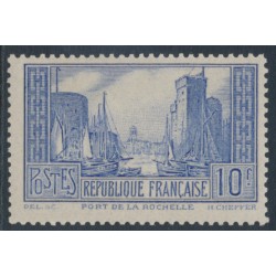 FRANCE - 1929 10Fr pale ultramarine Port de la Rochelle (type I), MNH – Michel # 241I