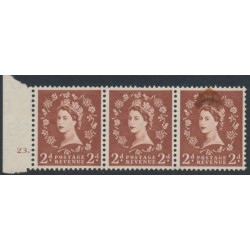 GREAT BRITAIN - 1958 2d brown QEII, ink blob error, MNH – SG # 573