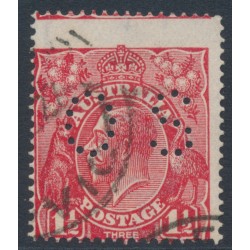 AUSTRALIA - 1924 1½d red KGV, perf. OS, misplaced perfs, used – ACSC # 89DBa