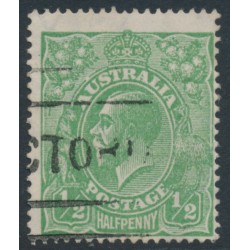 AUSTRALIA - 1918 ½d green KGV, LM watermark, 'break over U' [6L29], used – ACSC # 65A(6)f