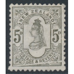 NEW ZEALAND - 1891 5d olive-black QV, variety 'line through base', MNG – SG # 200 NEW ZEALAND - 1891 5d olive-black QV, variety 'line through base', MNG – SG # 200