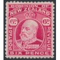 NEW ZEALAND - 1909 6d carmine KEVII, perf. 14:14, MH – SG # 398 NEW ZEALAND - 1909 6d carmine KEVII, perf. 14:14, MH – SG # 398