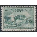 AUSTRALIA - 1932 5/- blue-green Sydney Harbour Bridge, CTO – SG # 143 AUSTRALIA - 1932 5/- blue-green Sydney Harbour Bridge, CTO – SG # 143