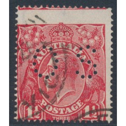 AUSTRALIA - 1924 1½d red KGV, perf. OS, misplaced perfs, used – ACSC # 89DBa