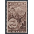NEW ZEALAND - 1906 5d red-brown Mt. Ruapehu, perf. 14, single watermark, MH – SG # 323a