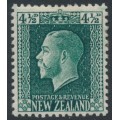NEW ZEALAND - 1915 4½d deep green KGV definitive, perf. 14:13½, MH – SG # 423