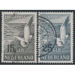 NETHERLANDS - 1951 15G & 25G Seagull airmail set of 2, used – NVPH # LP12-LP13