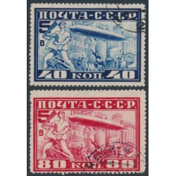 RUSSIA / USSR - 1930 Graf Zeppelin set of 2, perf. 10½, used – Michel # 390A-391A