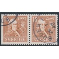 SWEDEN - 1939 15öre brown Linné, perf. 3-sides + 4-sides pair, used – Facit # 321BC