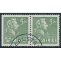SWEDEN - 1940 5öre green Bellman, perf. 3-sides + 4-sides pair, used – Facit # 324BC