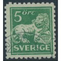 SWEDEN - 1920 5öre green Lion, type I, perf. 4-sides, no watermark, used – Facit # 140Ca