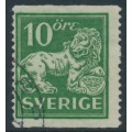 SWEDEN - 1924 10öre green Lion, perf. 13, lines watermark, used – Facit # 144Ecx