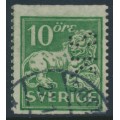SWEDEN - 1924 10öre green Lion, perf. 13, lines watermark, used – Facit # 144Ecx